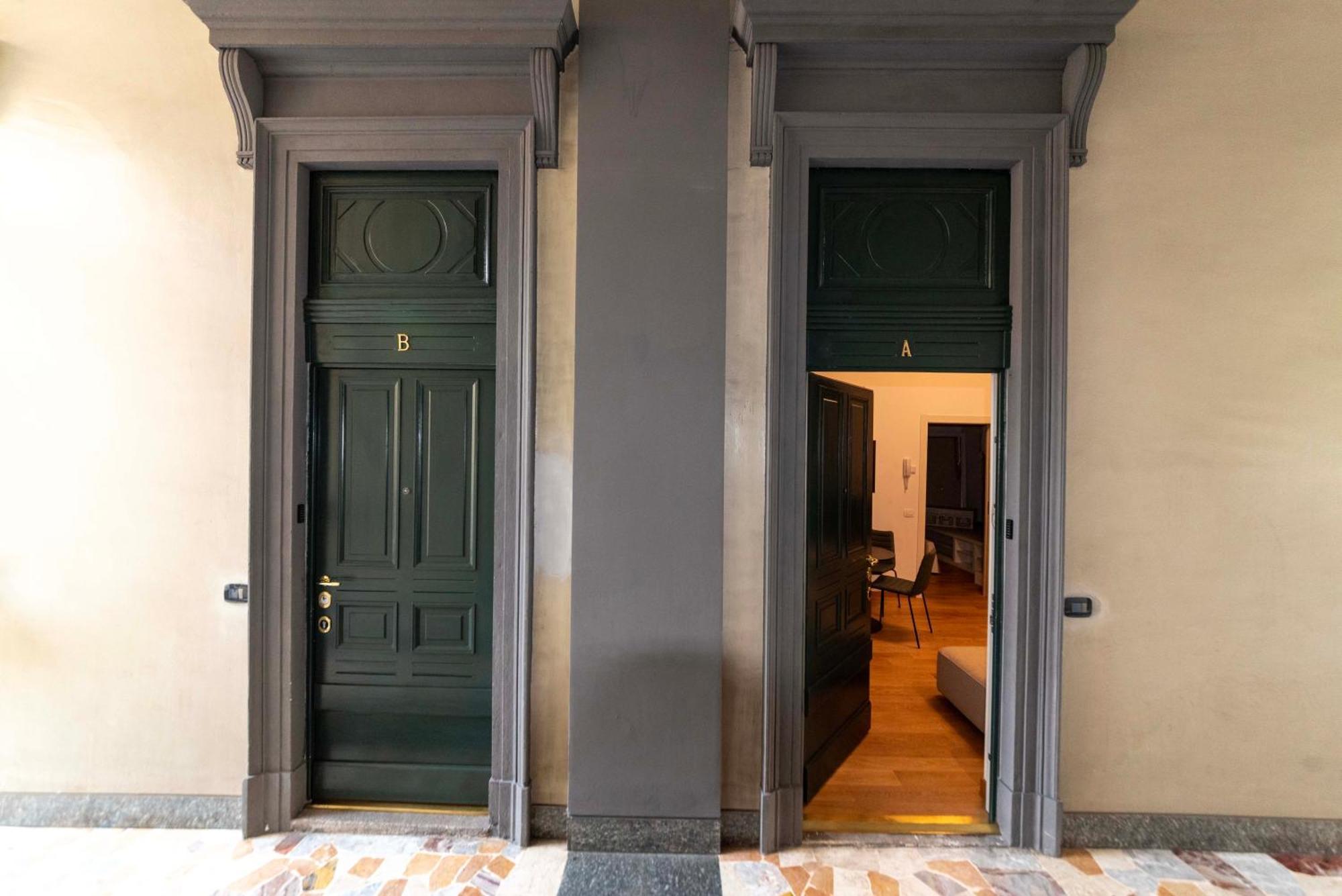 Dream Suites Milano Centro Porta Romana Exterior photo